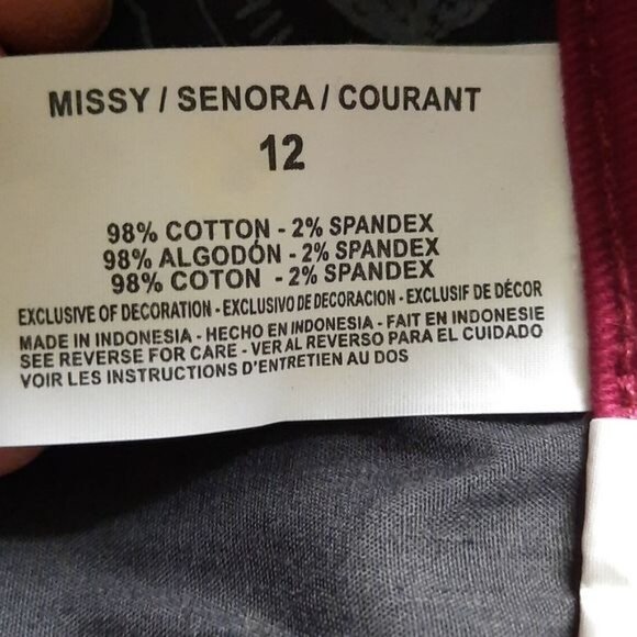 Gloria Vanderbilt NWT Amanda Classic Fit Tapered Jeans Size 12 - Picture 7 of 10